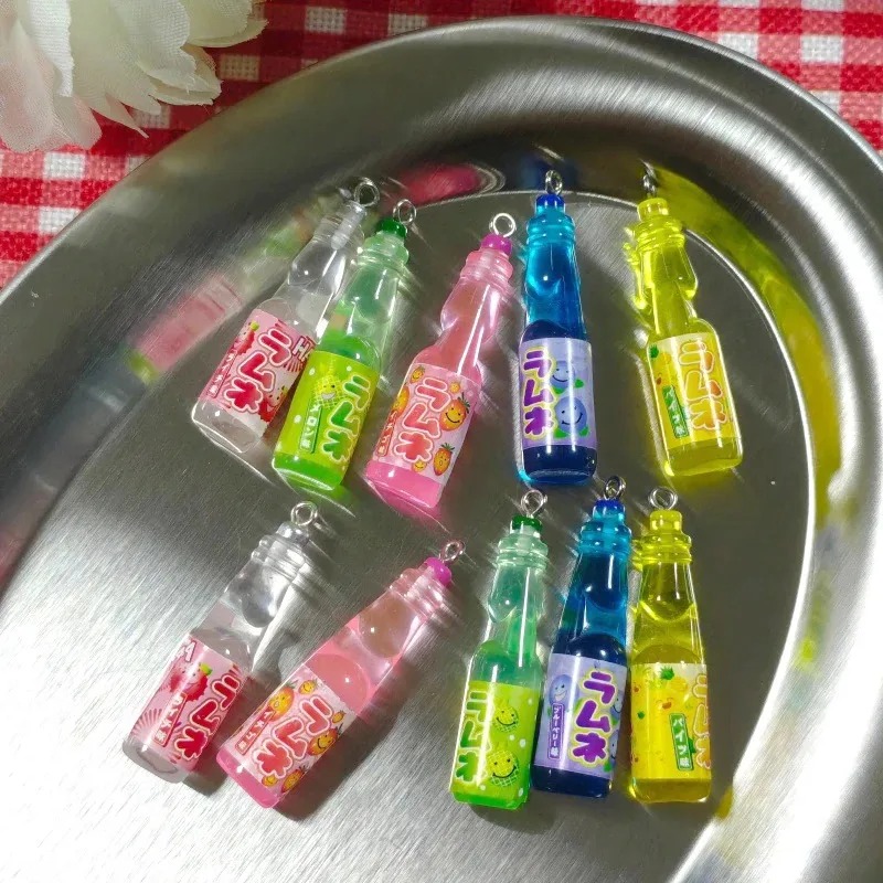 10 Pezzi Ciondoli in Resina a  - Resin Art Jewellery Kit recensione e prezzo